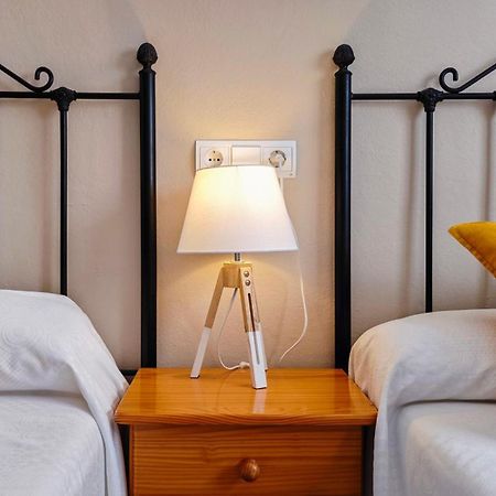 Hostal Dinamarca Sant Antoni de Portmany Esterno foto