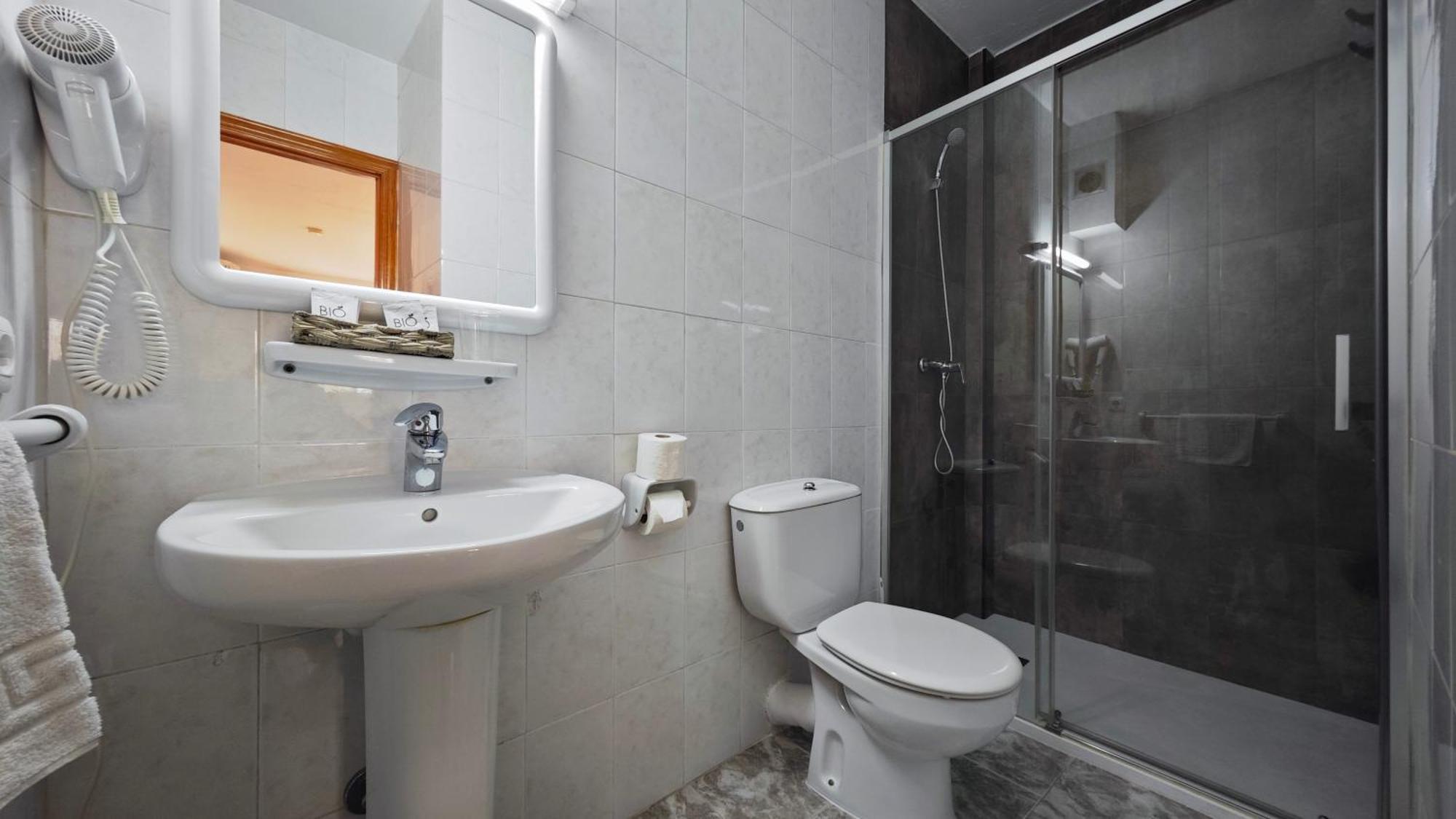 Hostal Dinamarca Sant Antoni de Portmany Esterno foto