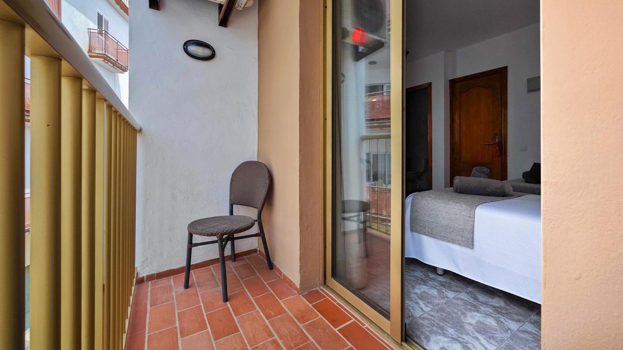 Hostal Dinamarca Sant Antoni de Portmany Esterno foto