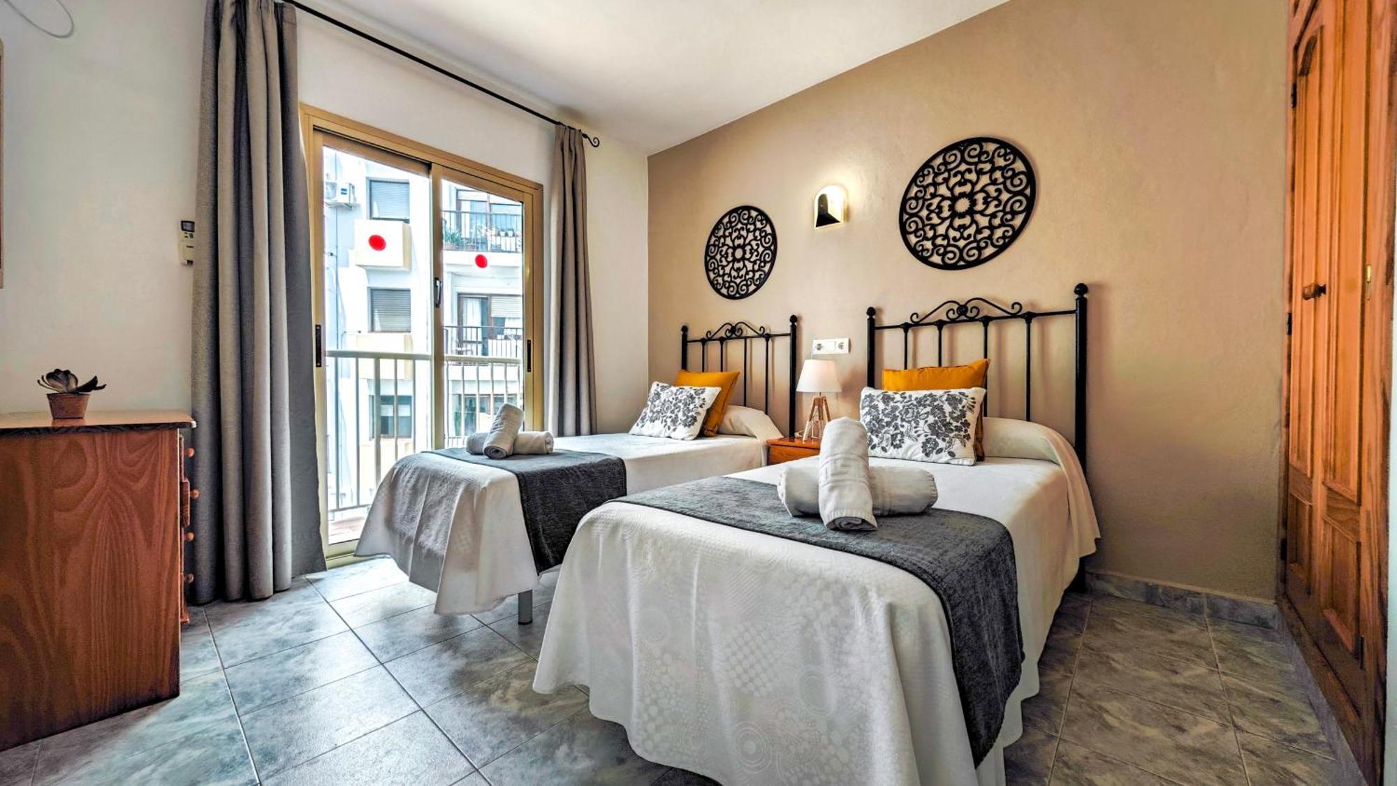 Hostal Dinamarca Sant Antoni de Portmany Esterno foto