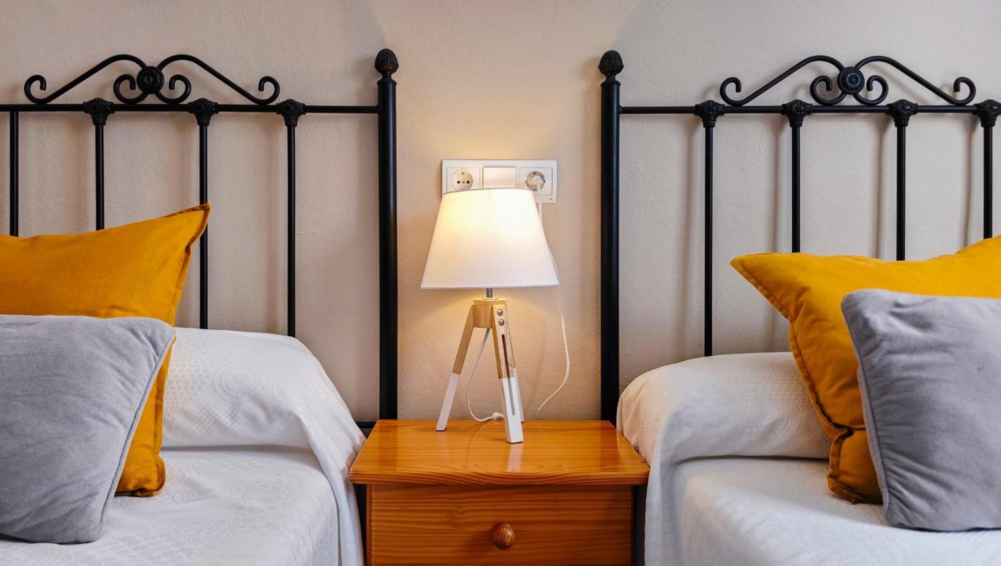 Hostal Dinamarca Sant Antoni de Portmany Esterno foto
