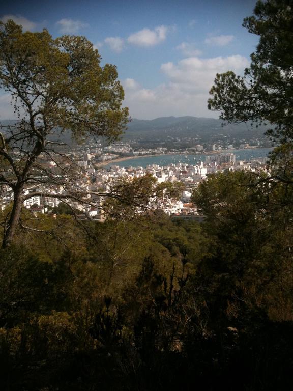 Hostal Dinamarca Sant Antoni de Portmany Esterno foto